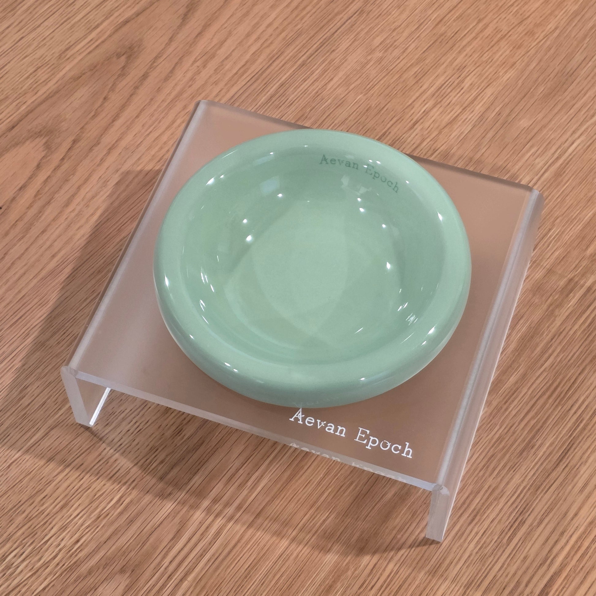 Minimalist acrylic elevated pet bowl stand for daily feeding routines