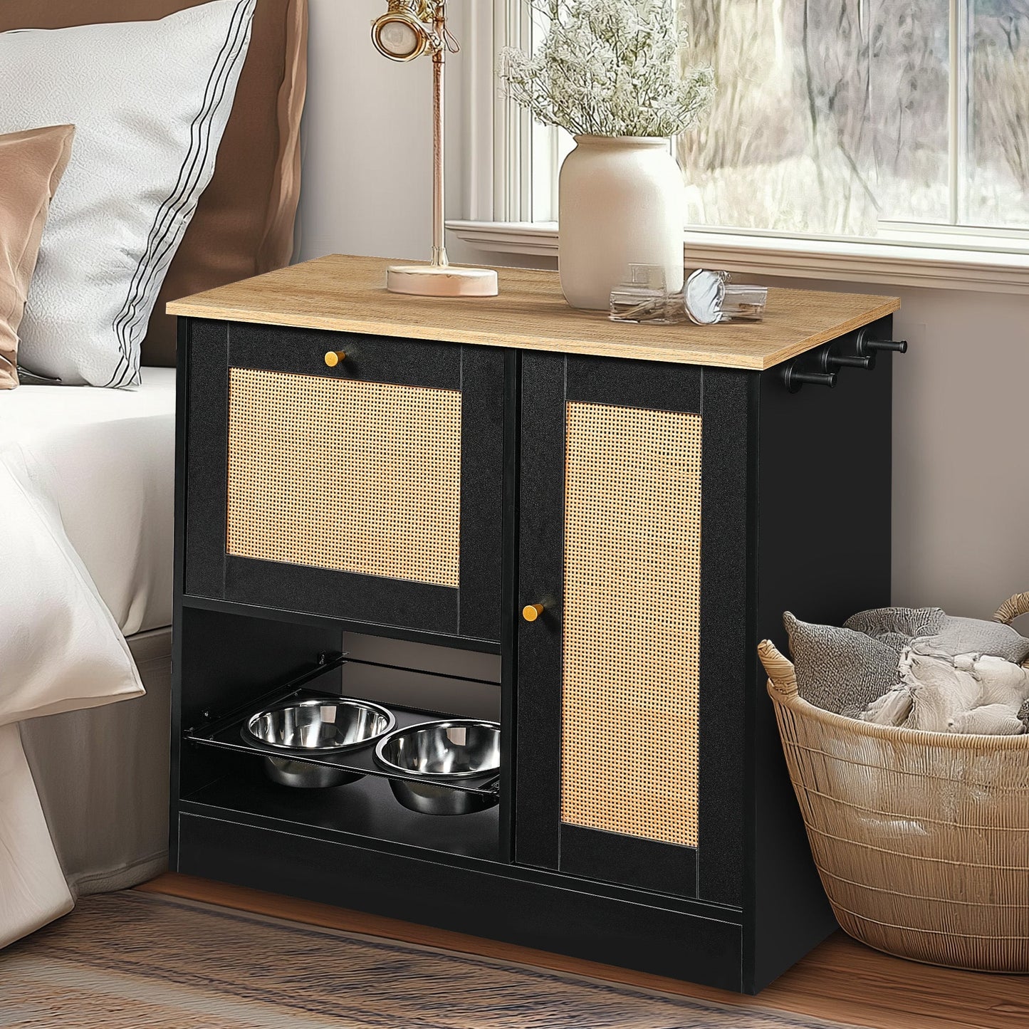 Feeding Station with 2 Lockers and Elevated Bowls – Black